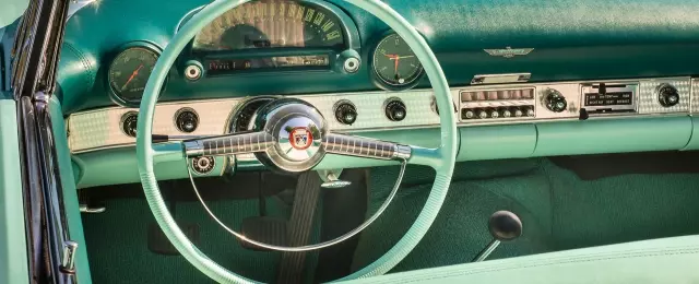 10 reasons you should buy an old car | Haynes Publishing